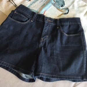 Levi’s Dark Wash Short